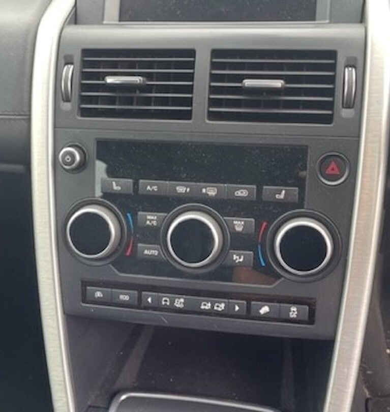 Used Land Rover Discovery Sport 2015 for sale - 76344297: Photo 18