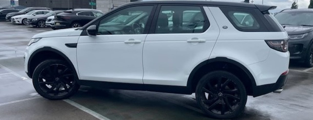 Used Land Rover Discovery Sport 2015 for sale - 76344297: Photo 2