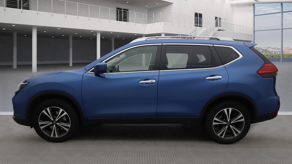Used Nissan X-Trail 2017 for sale - 76684543: Photo 2