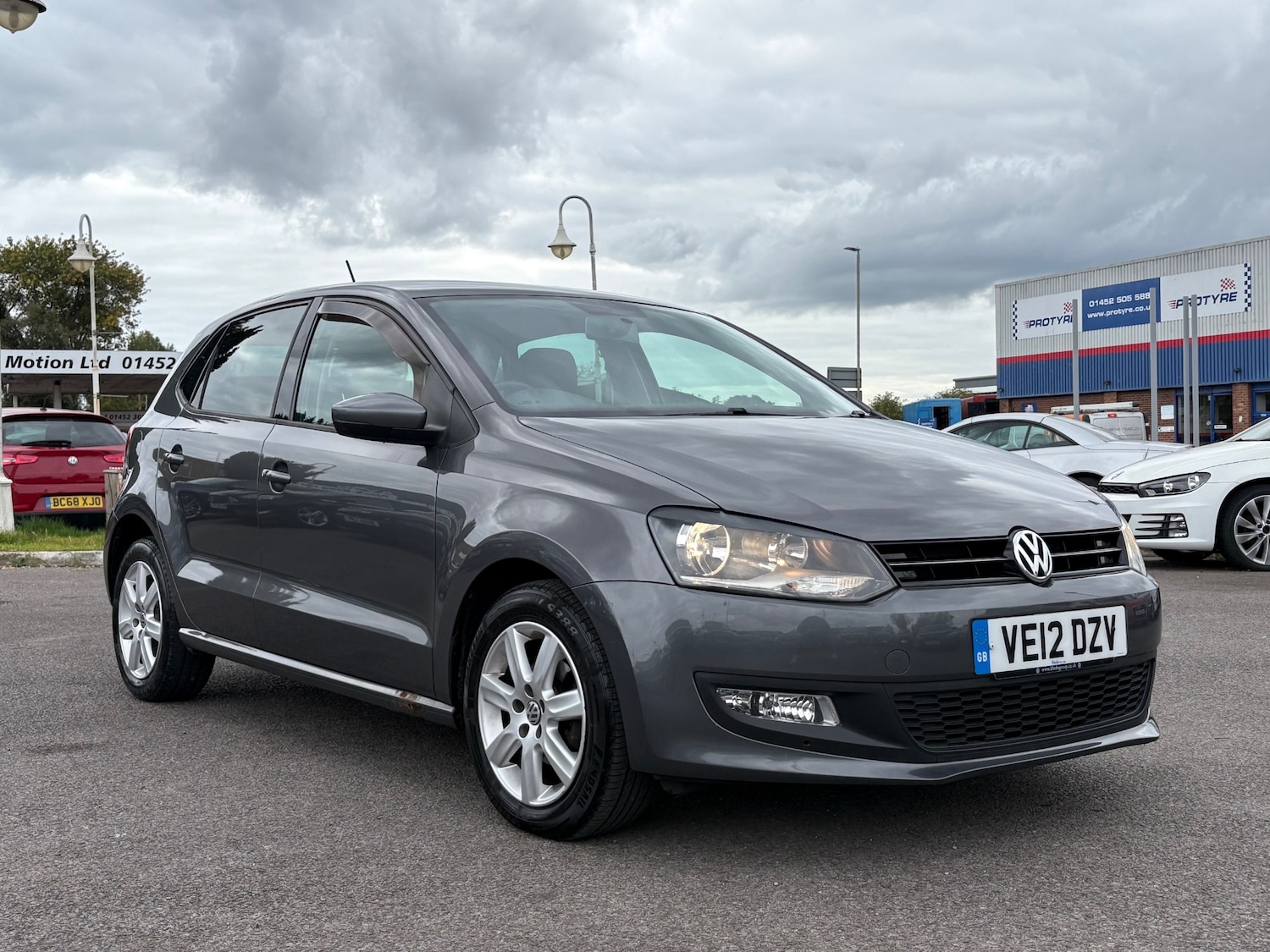Used Volkswagen Polo 2012 for sale - 76289080: Photo 1