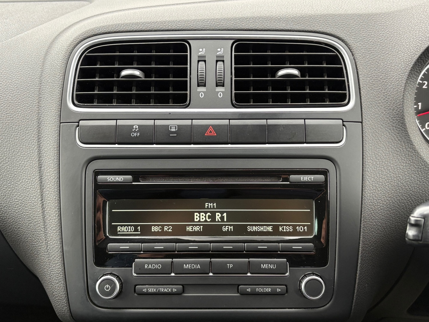 Used Volkswagen Polo 2012 for sale - 76289080: Photo 15