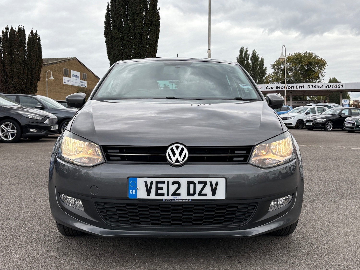 Used Volkswagen Polo 2012 for sale - 76289080: Photo 2