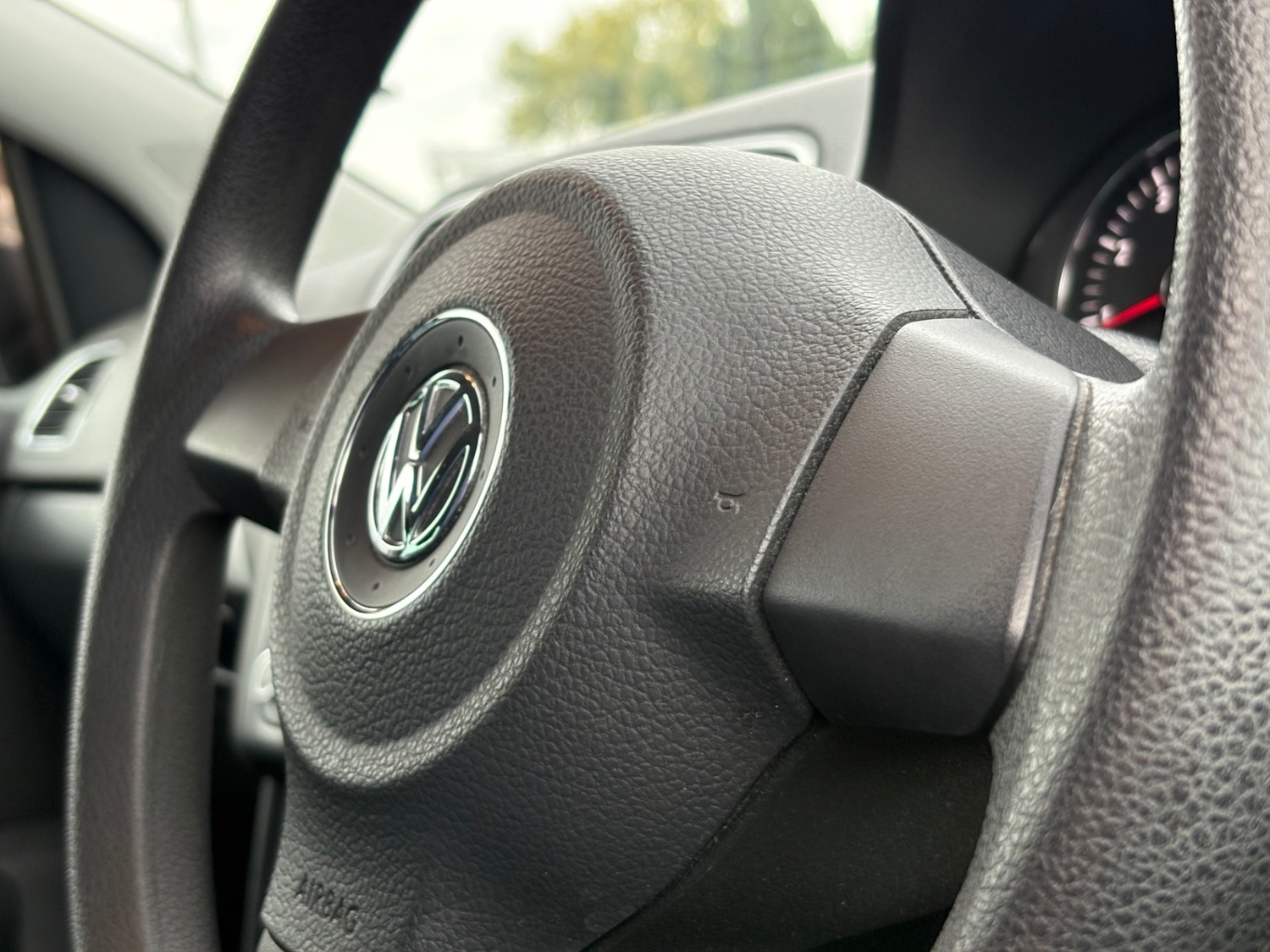 Used Volkswagen Polo 2012 for sale - 76289080: Photo 22