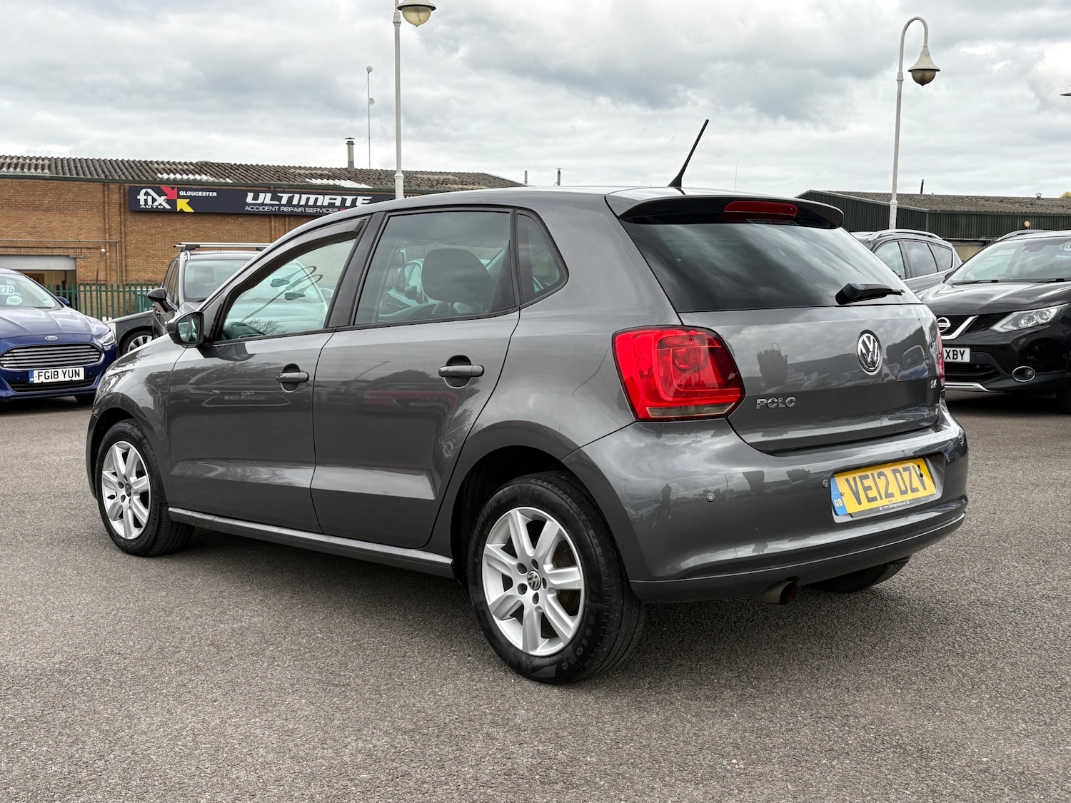 Used Volkswagen Polo 2012 for sale - 76289080: Photo 3