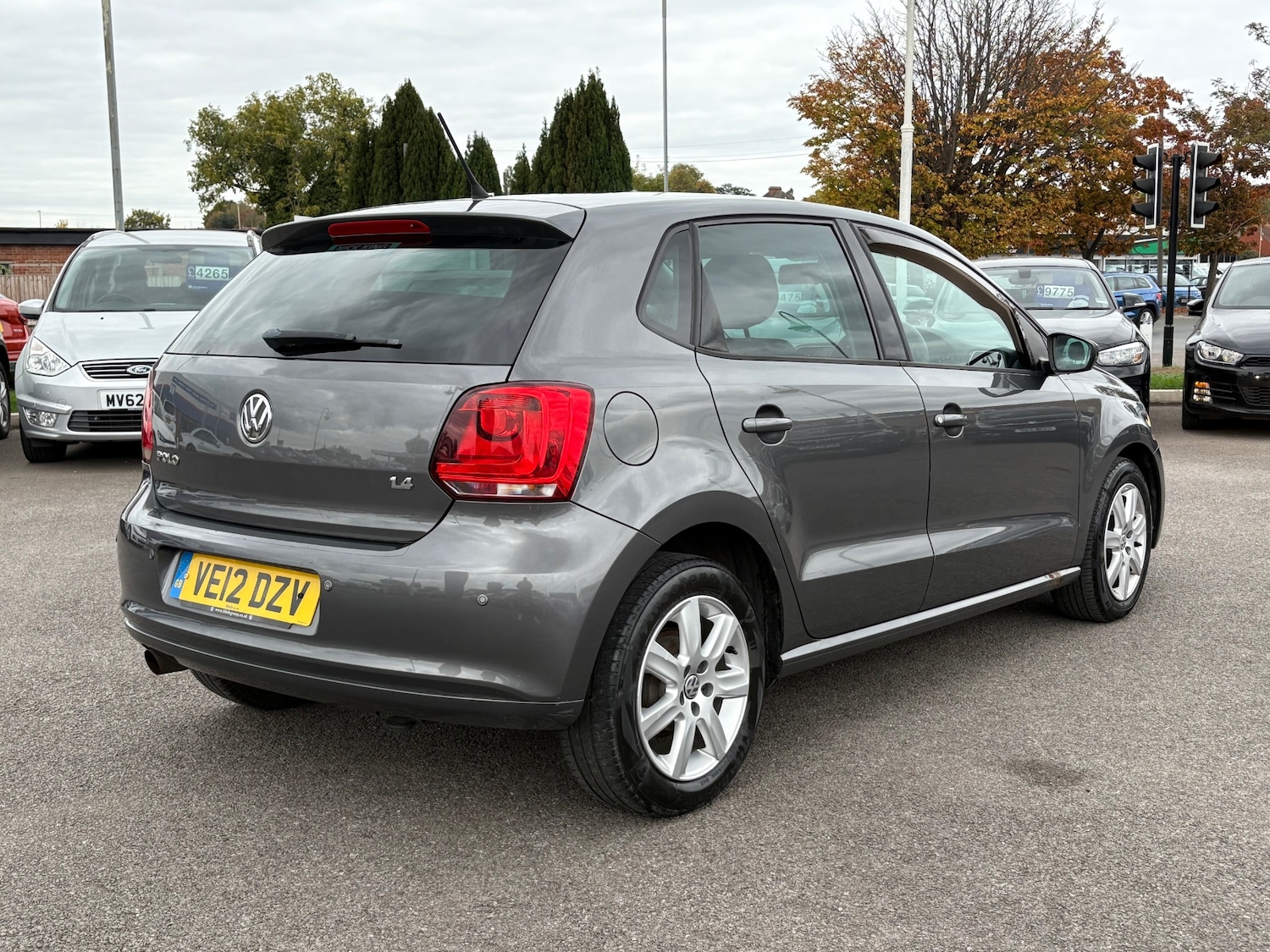 Used Volkswagen Polo 2012 for sale - 76289080: Photo 7