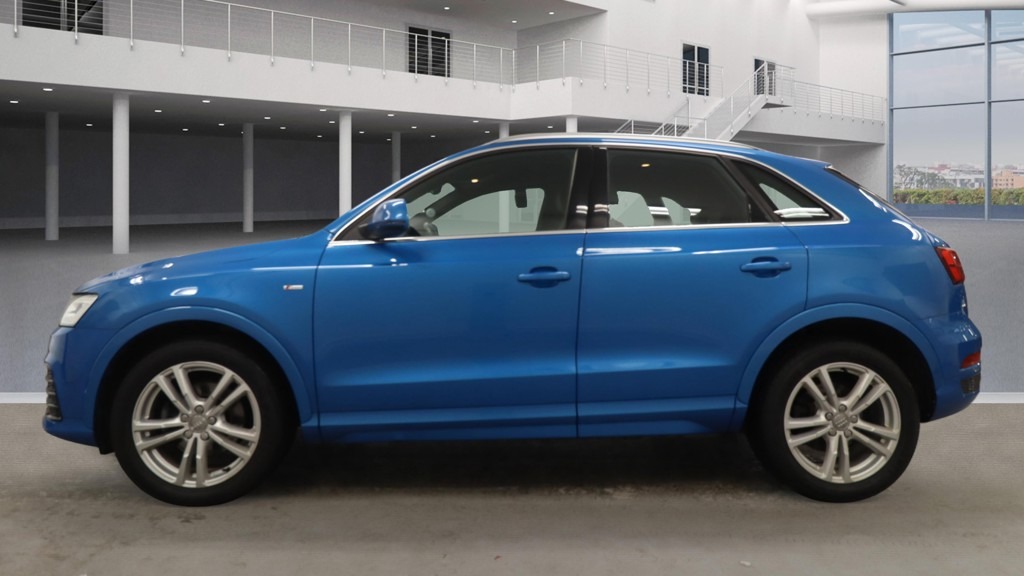 Used Audi Q3 2017 for sale - 76946130: Photo 2