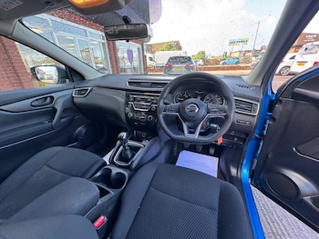 Used Nissan Qashqai 2017 for sale - 76017038: Photo
