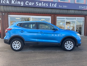 Used Nissan Qashqai 2017 for sale - 76017038: Photo