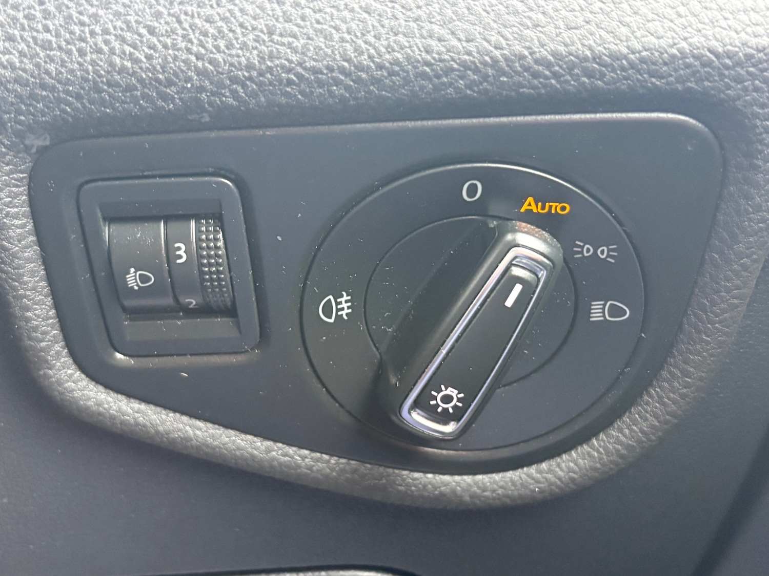 Used Volkswagen Touran 2017 for sale - 76684043: Photo 24