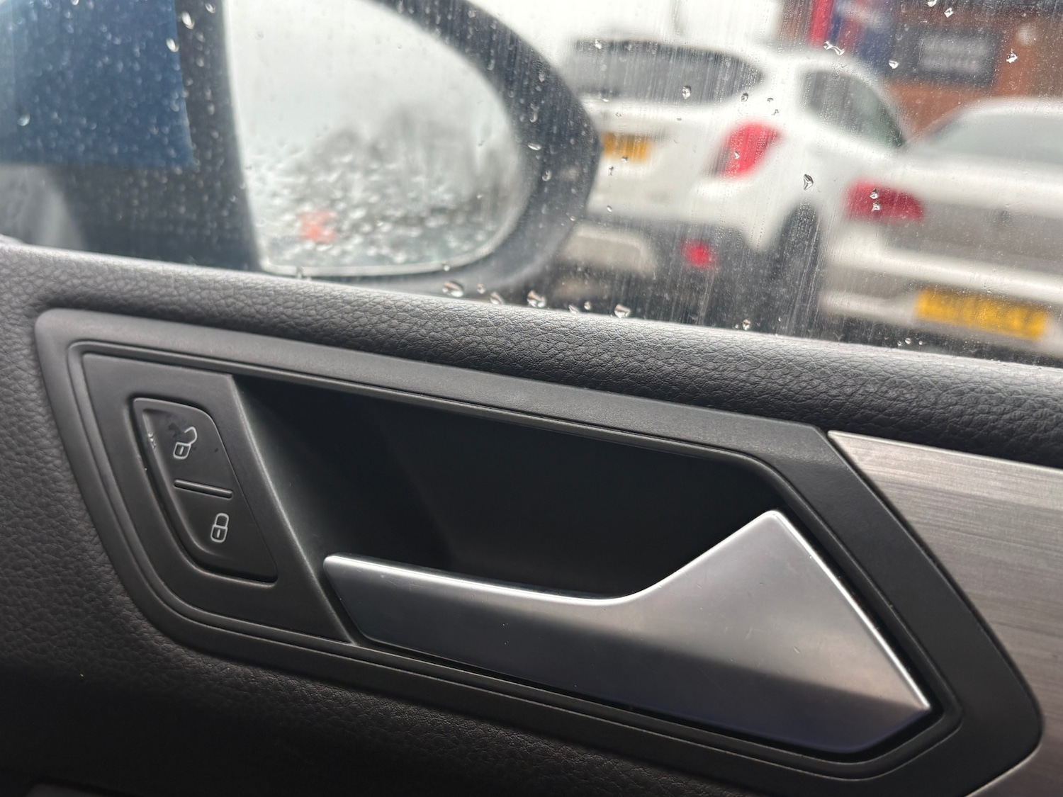 Used Volkswagen Touran 2017 for sale - 76684043: Photo 28