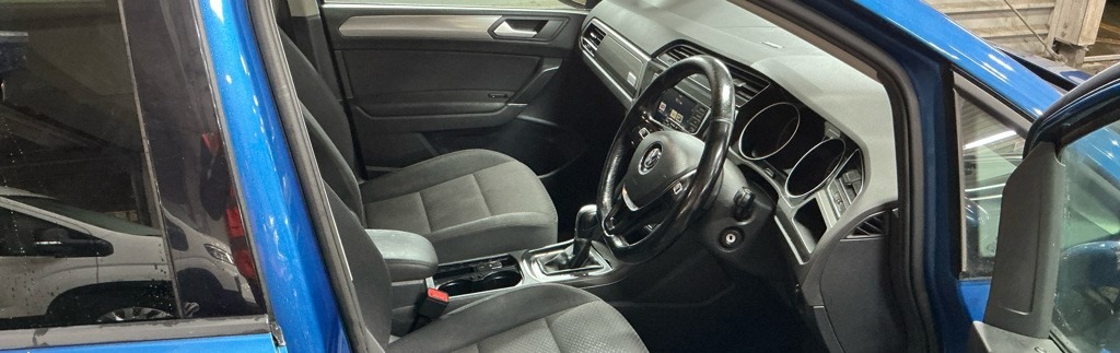 Used Volkswagen Touran 2017 for sale - 76684043: Photo 6