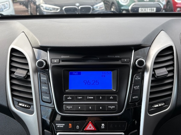 Used Hyundai i30 2013 for sale - 76316870: Photo 13