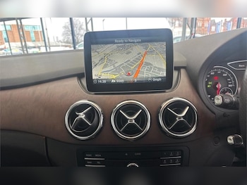 Used Mercedes-Benz B Class 2018 for sale - 78027247: Photo