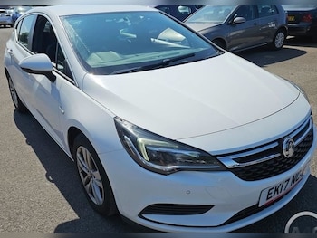 Used Vauxhall Astra 2017 for sale - 79297976: Photo