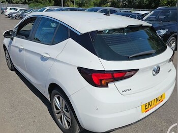 Used Vauxhall Astra 2017 for sale - 79297976: Photo