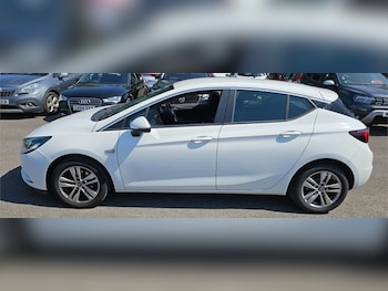 Used Vauxhall Astra 2017 for sale - 79297976: Photo