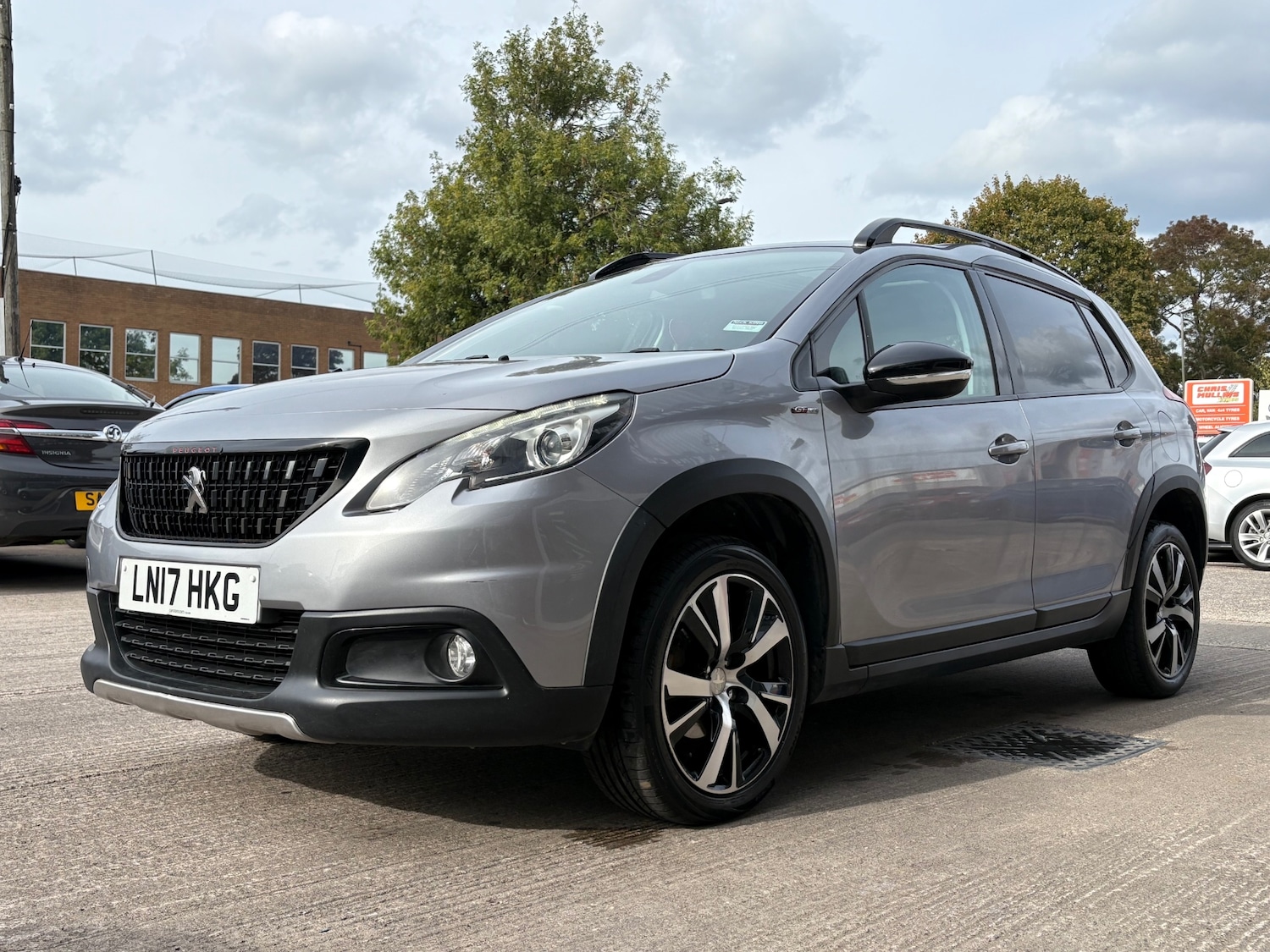 Used Peugeot 2008 2017 for sale - 76177133: Photo 3