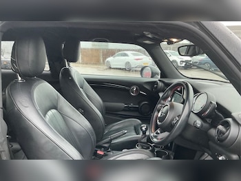 Used MINI Hatch 2018 for sale - 77474899: Photo