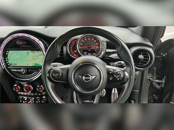 Used MINI Hatch 2018 for sale - 77474899: Photo