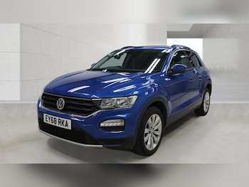Used Volkswagen T-Roc 2018 for sale - 78938130: Photo