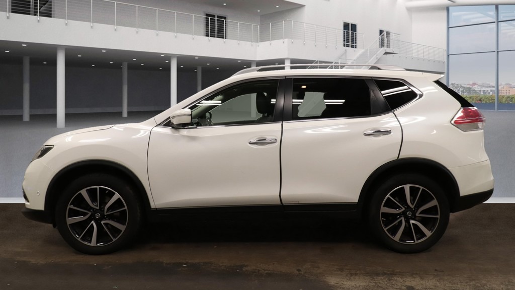 Used Nissan X-Trail 2017 for sale - 76878118: Photo 2