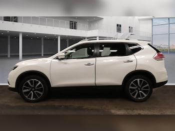 Used Nissan X-Trail 2017 for sale - 76878118: Photo