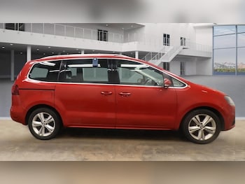 2018 (18) - 2.0 TDI CR Ecomotive Xcellence 150 5dr ++ PANROOF / LEATHER / NAV / ULEZ ++