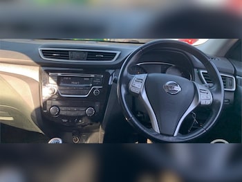 Used Nissan X-Trail 2017 for sale - 79525074: Photo