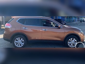 Used Nissan X-Trail 2017 for sale - 79525074: Photo
