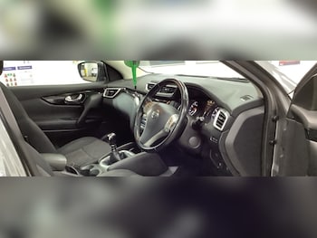 Used Nissan Qashqai 2015 for sale - 78176622: Photo