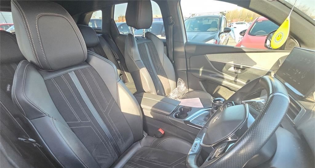 Used Peugeot 3008 2021 for sale - 77776570: Photo 8