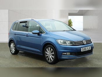 Used Volkswagen Touran 2016 for sale - 78630425: Photo