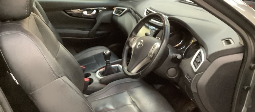 Used Nissan Qashqai 2017 for sale - 76808284: Photo 12