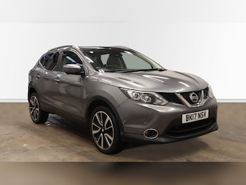 Used Nissan Qashqai 2017 for sale - 76808284: Photo