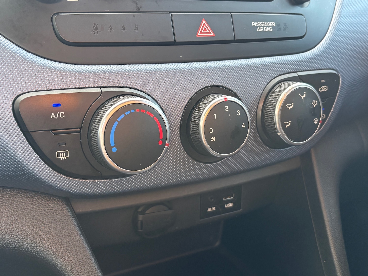 Used Hyundai i10 2014 for sale - 77127593: Photo 18