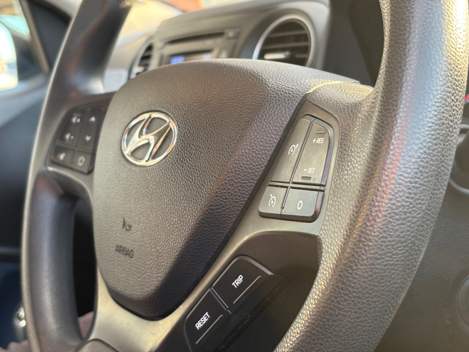 Used Hyundai i10 2014 for sale - 77127593: Photo 20