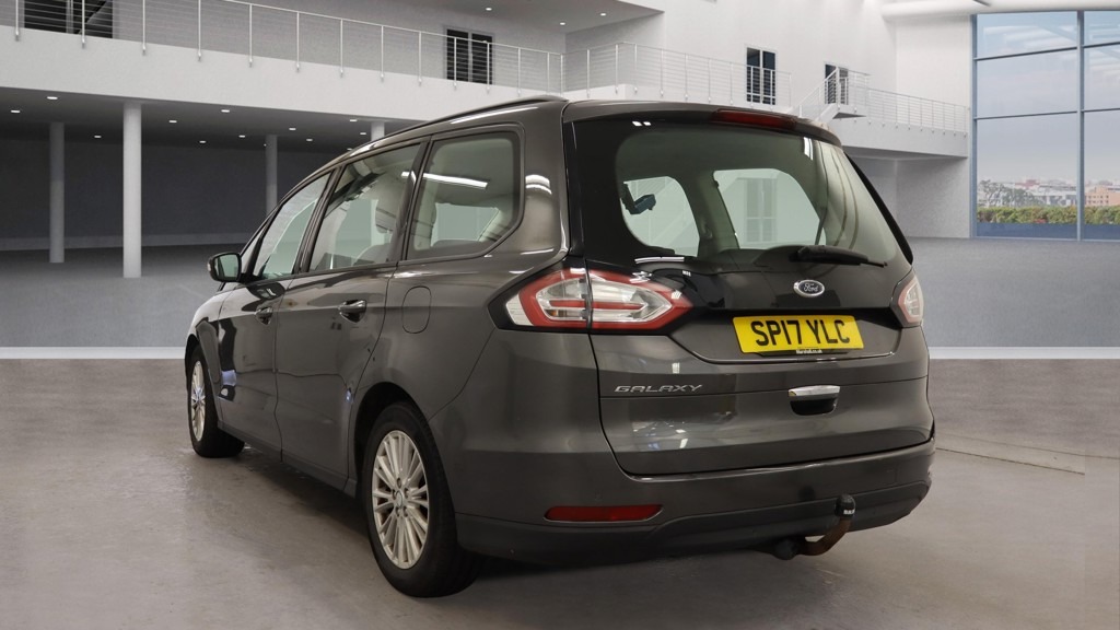 Used Ford Galaxy 2017 for sale - 76207514: Photo 2