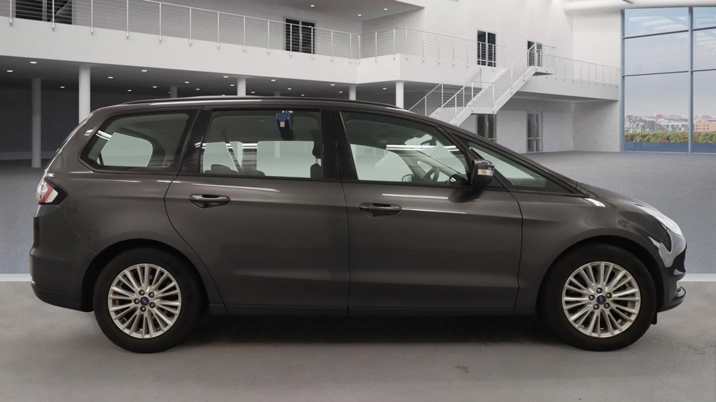 Used Ford Galaxy 2017 for sale - 76207514: Photo 5