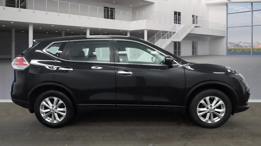Used Nissan X-Trail 2016 for sale - 76542536: Photo 1