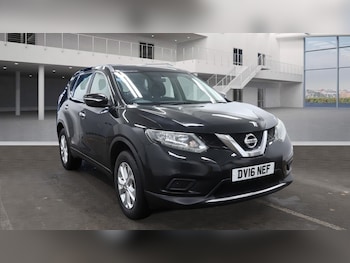 Used Nissan X-Trail 2016 for sale - 76542536: Photo
