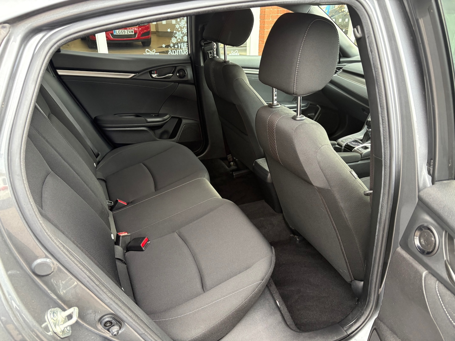 Used Honda Civic 2019 for sale - 76650804: Photo 11