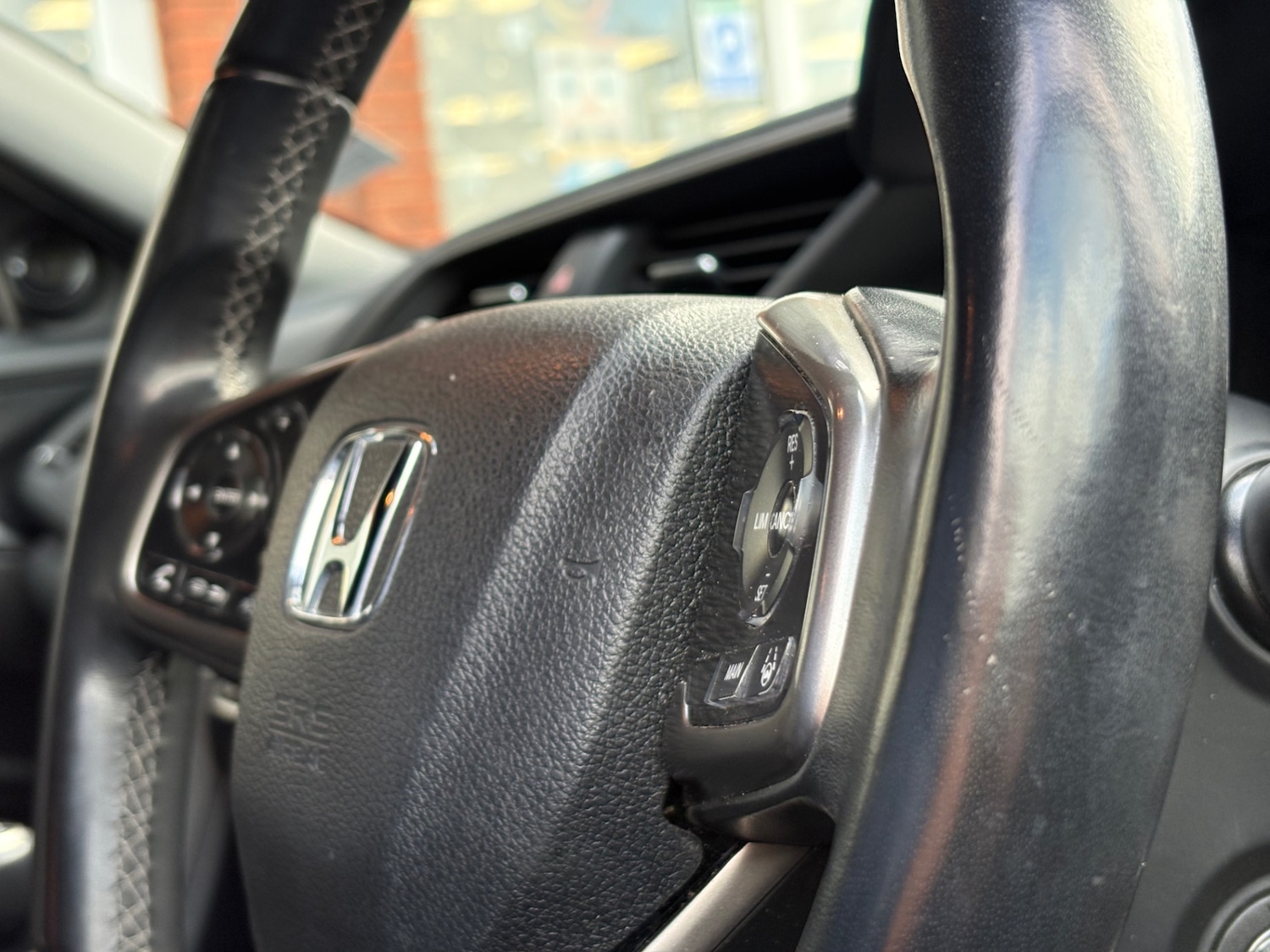 Used Honda Civic 2019 for sale - 76650804: Photo 15