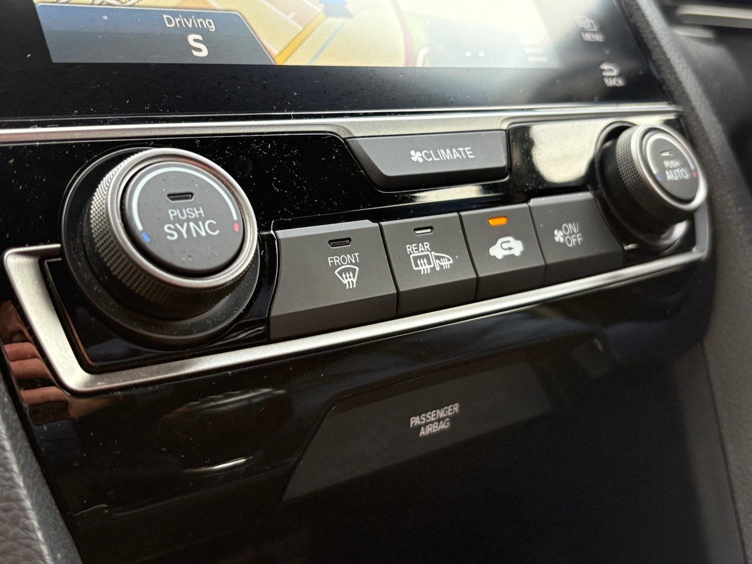 Used Honda Civic 2019 for sale - 76650804: Photo 19