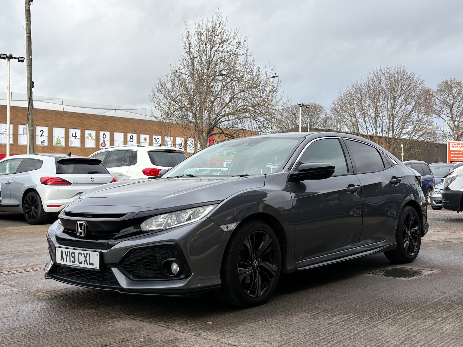 Used Honda Civic 2019 for sale - 76650804: Photo 3