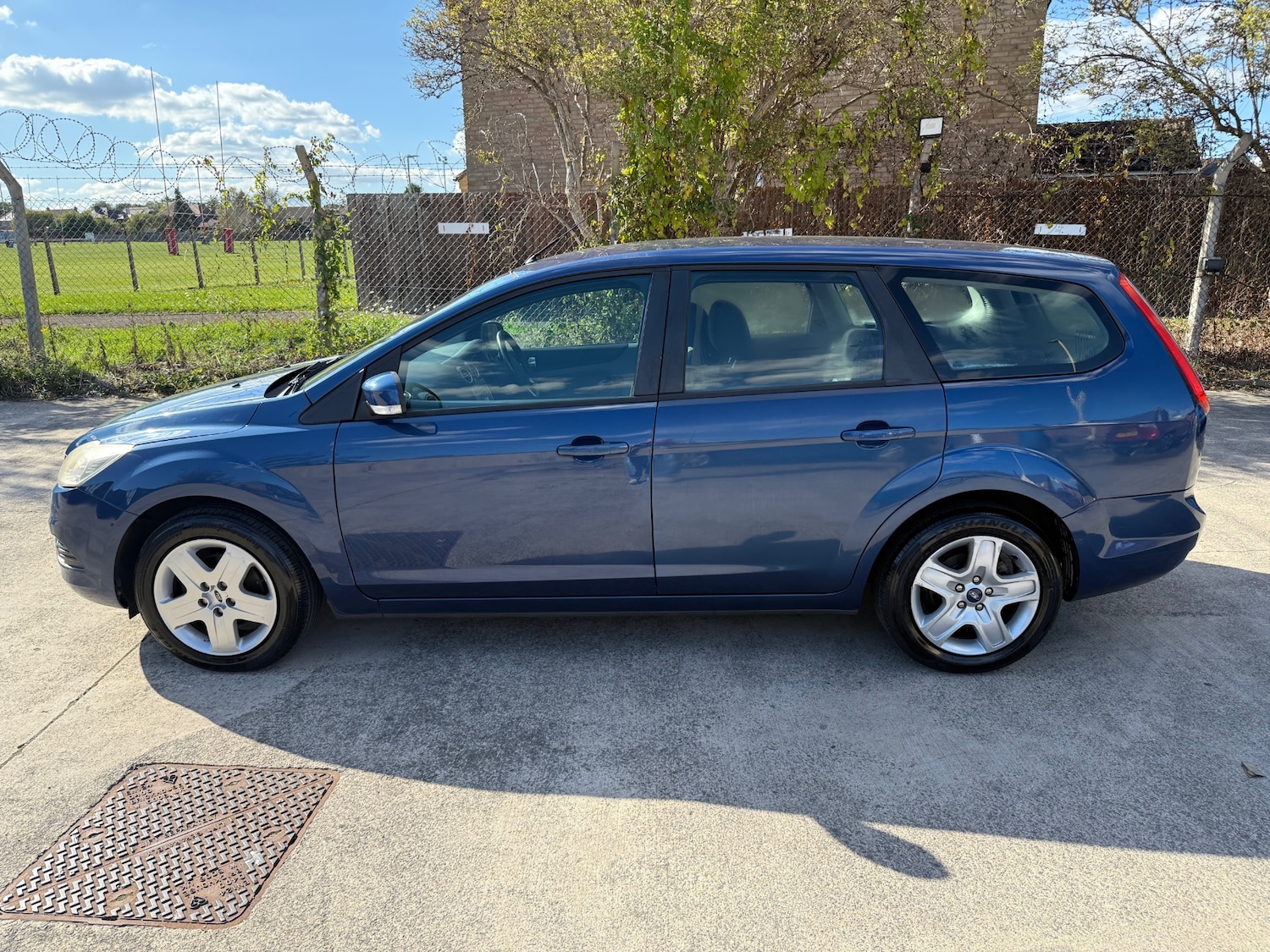 Used Ford Focus 2008 for sale - 76065892: Photo 7