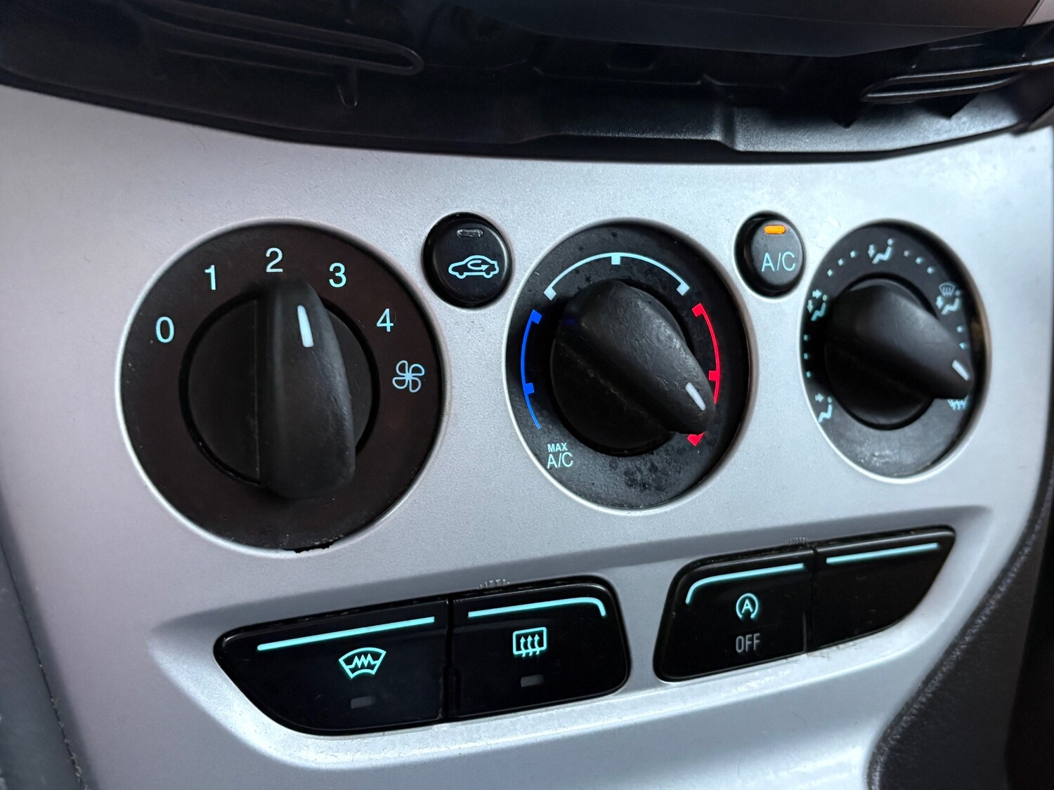 Used Ford Focus 2015 for sale - 77366859: Photo 19