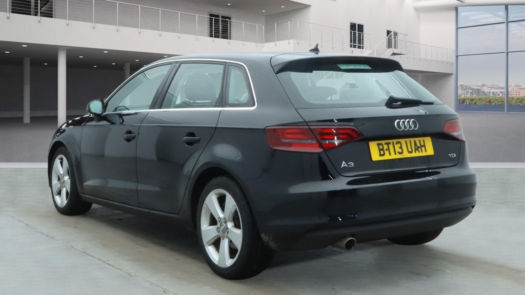 Used Audi A3 2013 for sale - 77337024: Photo 2