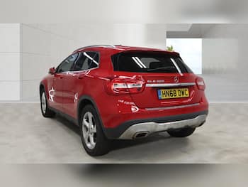 Used Mercedes-Benz GLA 2018 for sale - 79813545: Photo