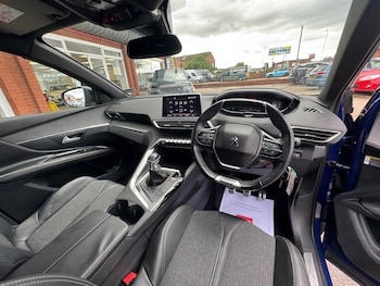 Used Peugeot 3008 2017 for sale - 75689536: Photo