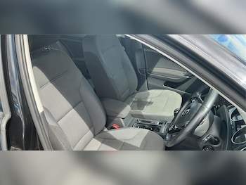 Used Volkswagen Golf 2017 for sale - 78979471: Photo